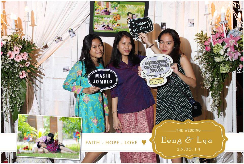 Photobooth ID Jakarta Wedding Eeng And Lya