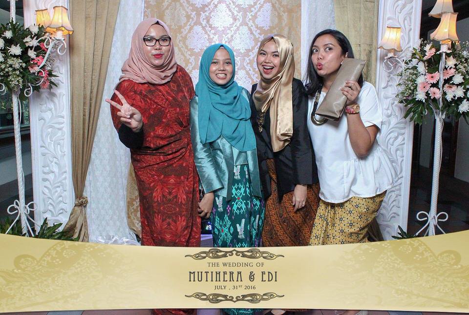 Photobooth ID Jakarta Wedding Mutigera Edi