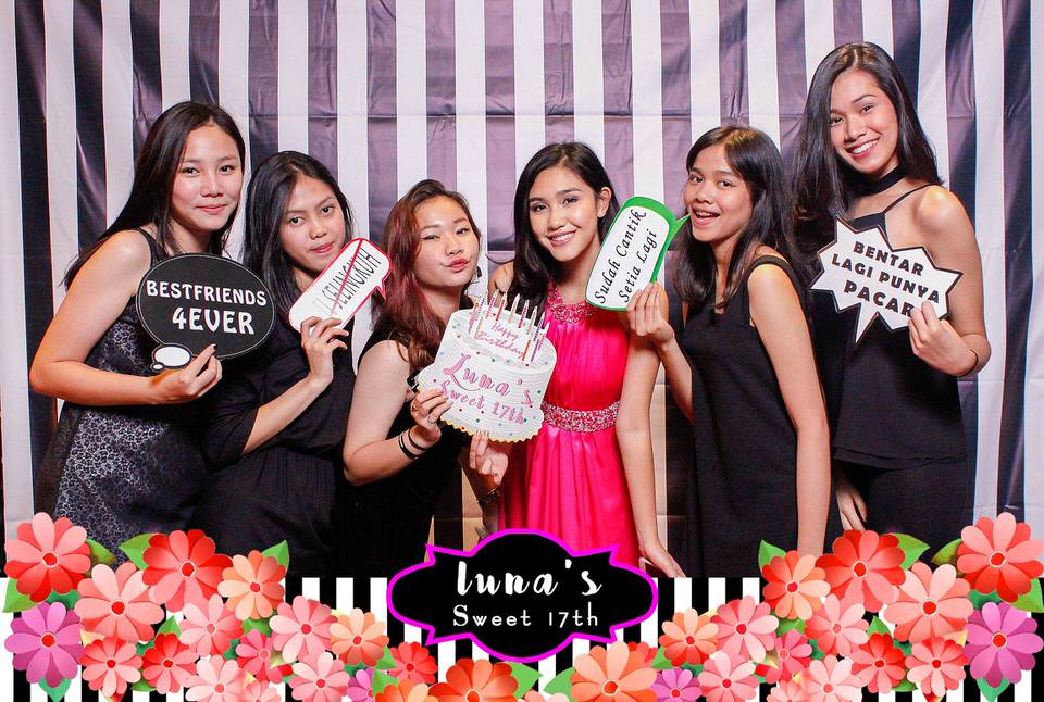 Photobooth ID Birthday Lunas Sweet Seventeen