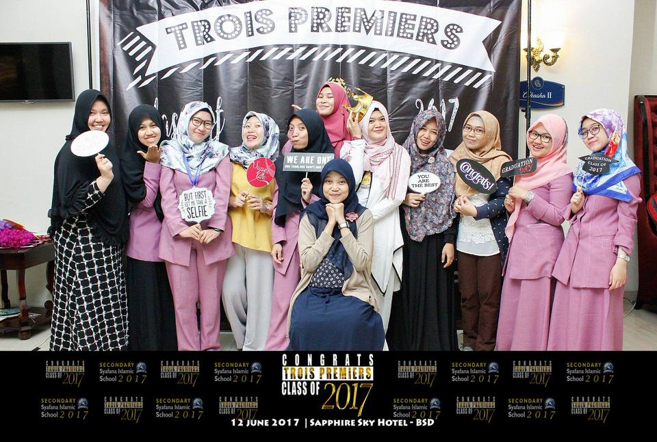 Photobooth ID Reouni Trois Premiers Graduation