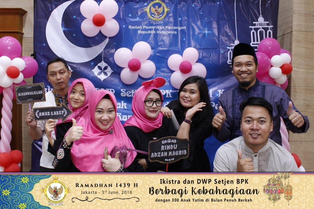 Photobooth.ID Ramadhan IkistraDWP Setjen BPK Berbagi Kebahagiaan e1536735758552