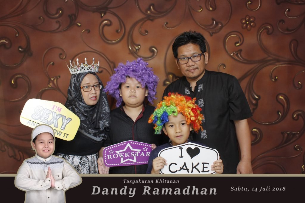 Photobooth.ID Tasyakuran Khitanan Dandy Ramadhan e1536718936143