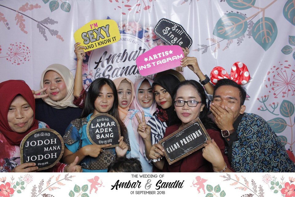 Photobooth Jakarta Wedding Ambar Sandhi