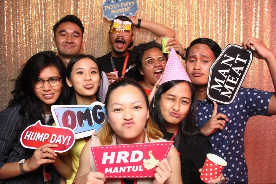 Photobooth Jakarta WeWork Revenue Tower Anniversarry1st e1569650473836