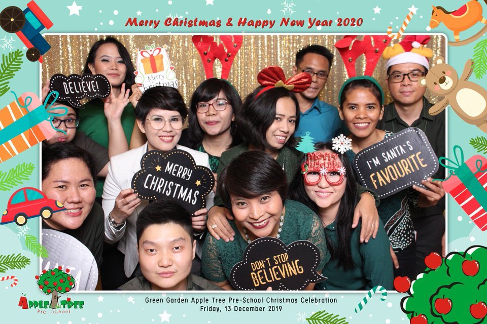 Photobooth Jakarta Green Garden Apple Tree Green Garden Apple Tree Mall Taman Palem