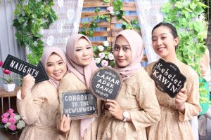 Photo Events Photobooth Jakarta Wedding Vriska And Hergy Jl Martapura 1 no 10 kel.kebon melati kec.tanah Abang Jakarta pusat